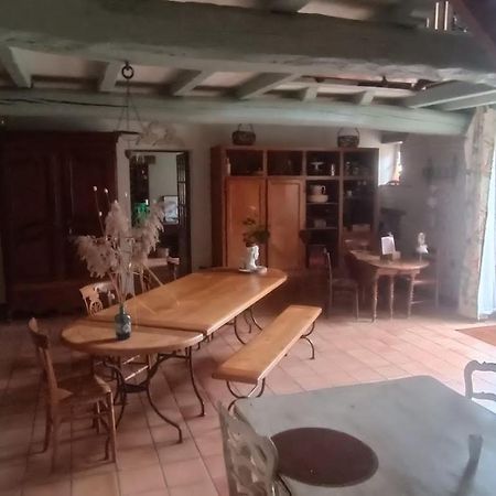Le Puits Sainte Claire Bed & Breakfast Courcon Exterior photo